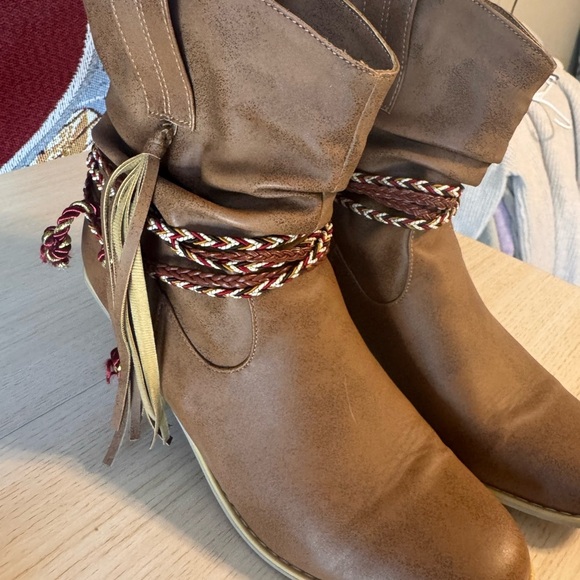 Shoes - Brown Ankle Boots with Braided Detail